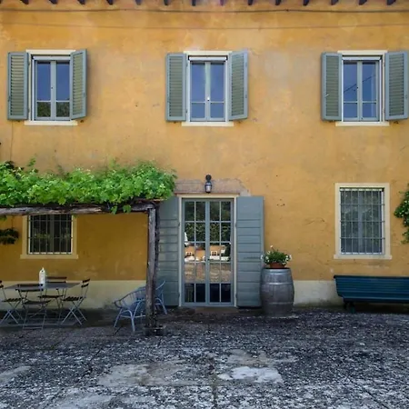 Iole Villa *