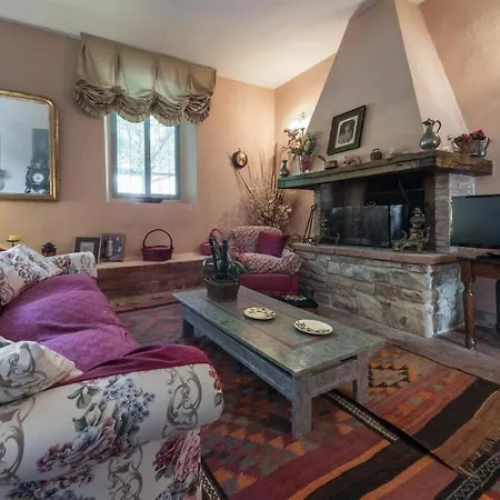 Iole Villa Bucine